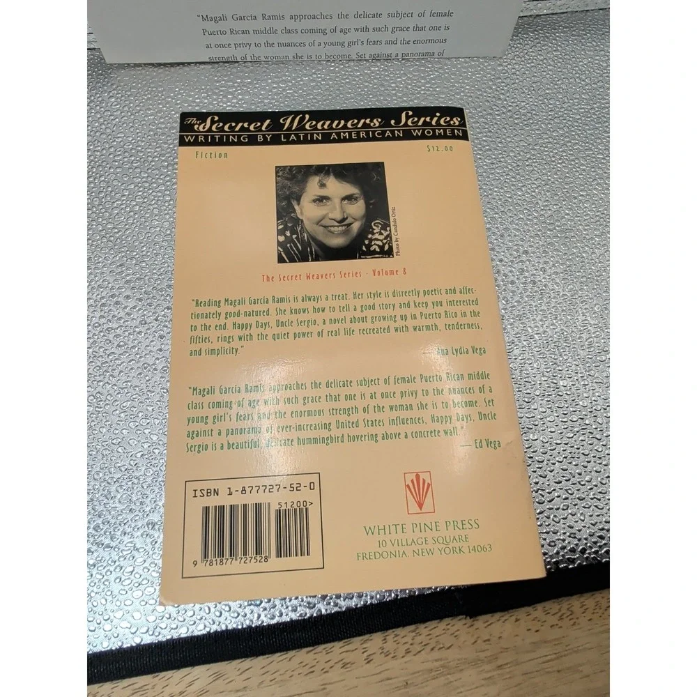 Happy Days,‎ Uncle Sergio (Secret Weavers Series)